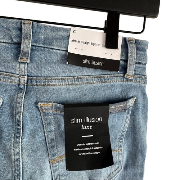 7 for All Mankind Slim Illusion Kimmie 24 Straight Jeans - Picture 6 of 9